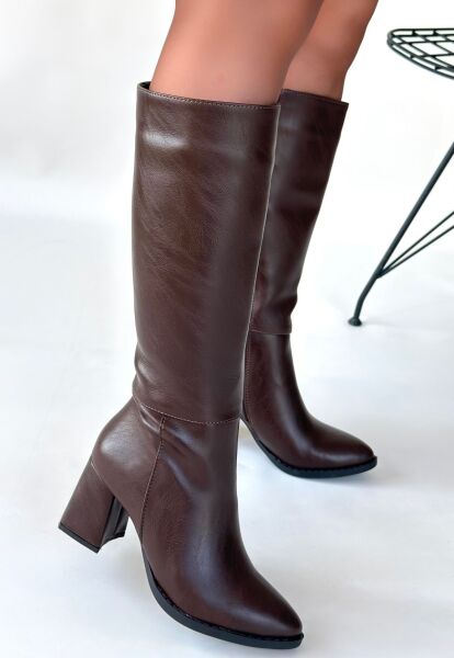 Morena Acı Kahve Cilt Topuklu Çizme