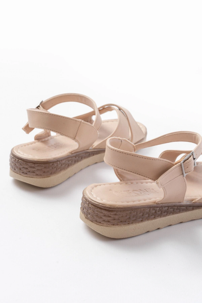 692-564 Nut Ortopedik Taban Çapraz Tokalı Kadın Sandalet