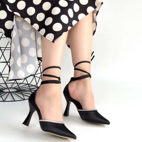 Tenja Siyah Saten Bilekten Bağcıklı Topuklu Ayakkabı