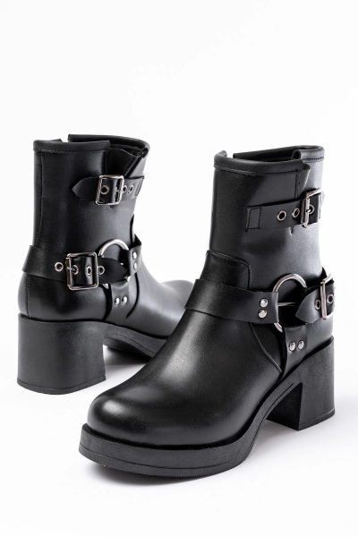 5109-3028 Siyah Toka Aksesuarlı Fermuarlı Topuklu Günlük Kadın Bot