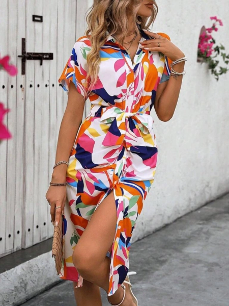 Kadın Kısa Kollu Yakalı önü Düğmeli önden Drapeli Desenli Süprem Elbise