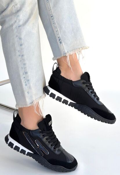 Huer Siyah Nubuk Bağcıklı Spor Ayakkabı