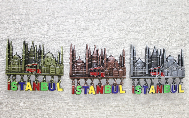 Sarkaçlı İstanbul Temalı Magnet - Model 3