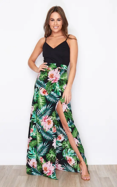 Kadın Askılı V Yaka Eteği Dijital Baskılı çiçek Desenli Yırtmaçlı Mikro Kumaş Elbise