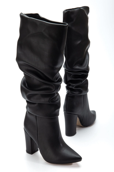 4807 Siyah Cilt Sivri Burun Körüklü Kalın Topuk Günlük Kadın Çizme