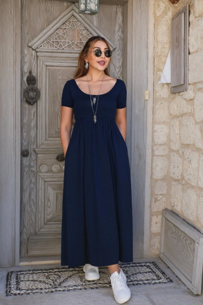 Kadın Kısa Kollu Yuvarlak Yaka önden Yırtmaçlı Cepli Viskon Uzun Elbise