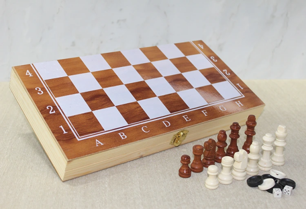 Ahşap Kutulu Satranç Model 1