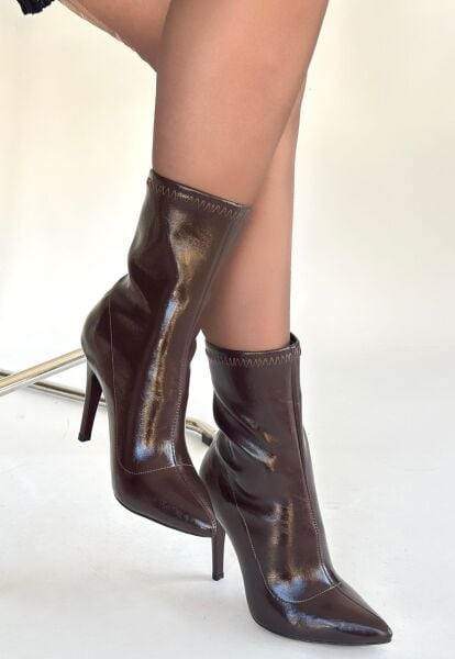 Verena Acı Kahve Rugan Topuklu Streç Bot