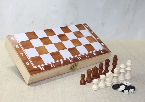 Ahşap Kutulu Satranç Model 2