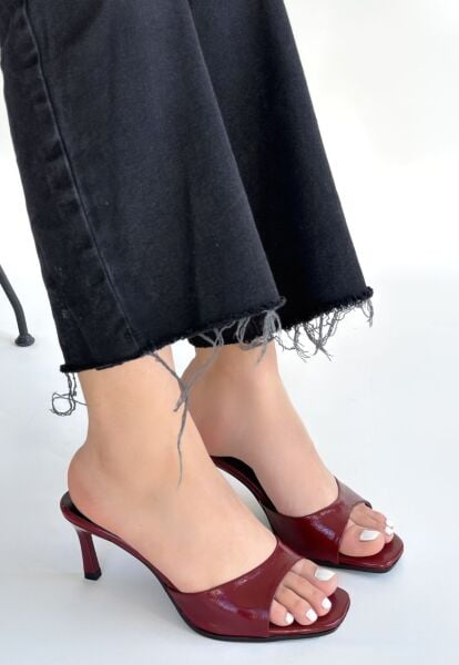 Ribay Bordo Rugan Topuklu Terlik