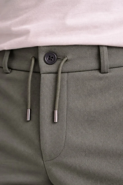 Erkek Diagonel Mikro Dokulu Duble Paça Cepli Pantolon Bağcıklı Bel, Modern Kesim - Haki