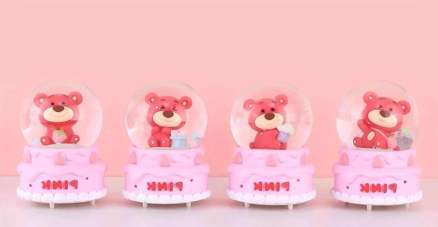 Ayıcıklı Işıklı Kar Küresi 7 Cm