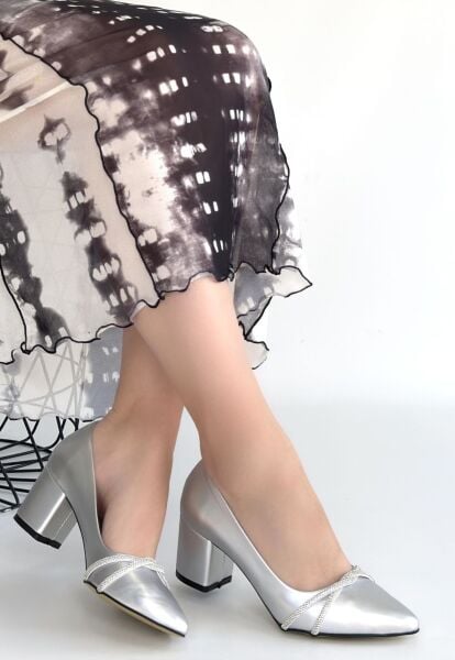 Rewin Gümüş Cilt Topuklu Ayakkabı