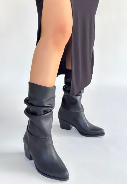 Yior Siyah Cilt Topuklu Bot