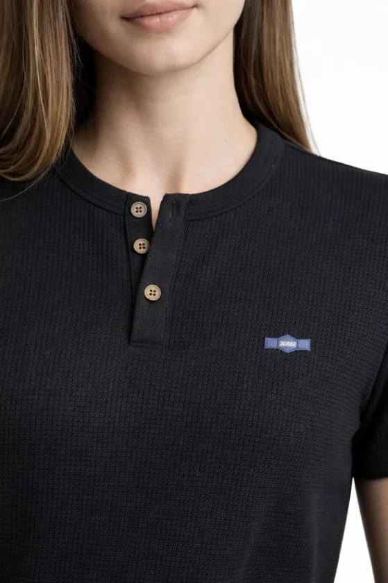 Waffle Dokulu Likralı Henley Yaka Düğmeli Regular Kısa Kollu T-Shirt - Siyah