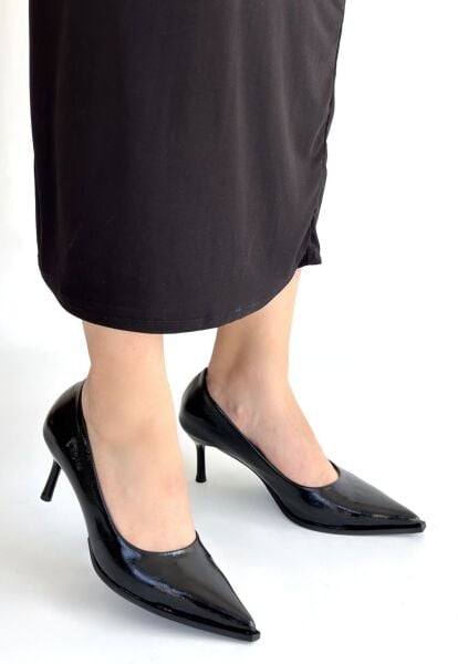 Gute Parlak Siyah Cilt Topuklu Ayakkabı