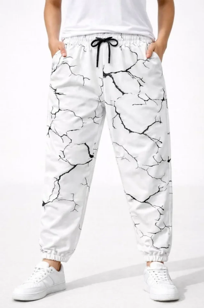 Dijital Baskılı Eşofman Altı Kışlık Üç İplik Şardonlu Kumaş Lastikli Paça, Cepli, Rahat Kalıp - Beyaz