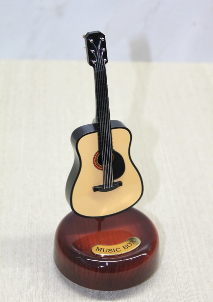 Gitar Müzik Kutusu Model 1