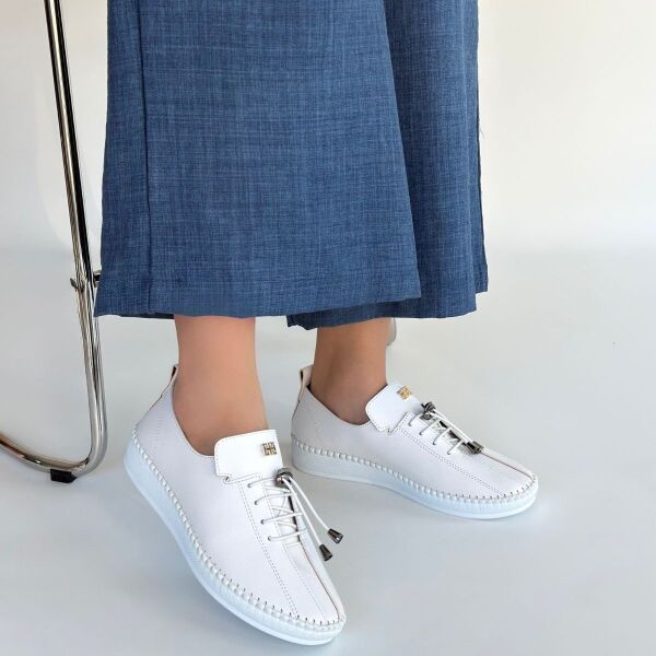 Warte Beyaz Deri Bağcıklı Spor Ayakkabı