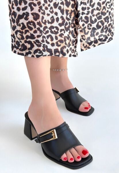 Ziva Siyah Cilt Topuklu Terlik