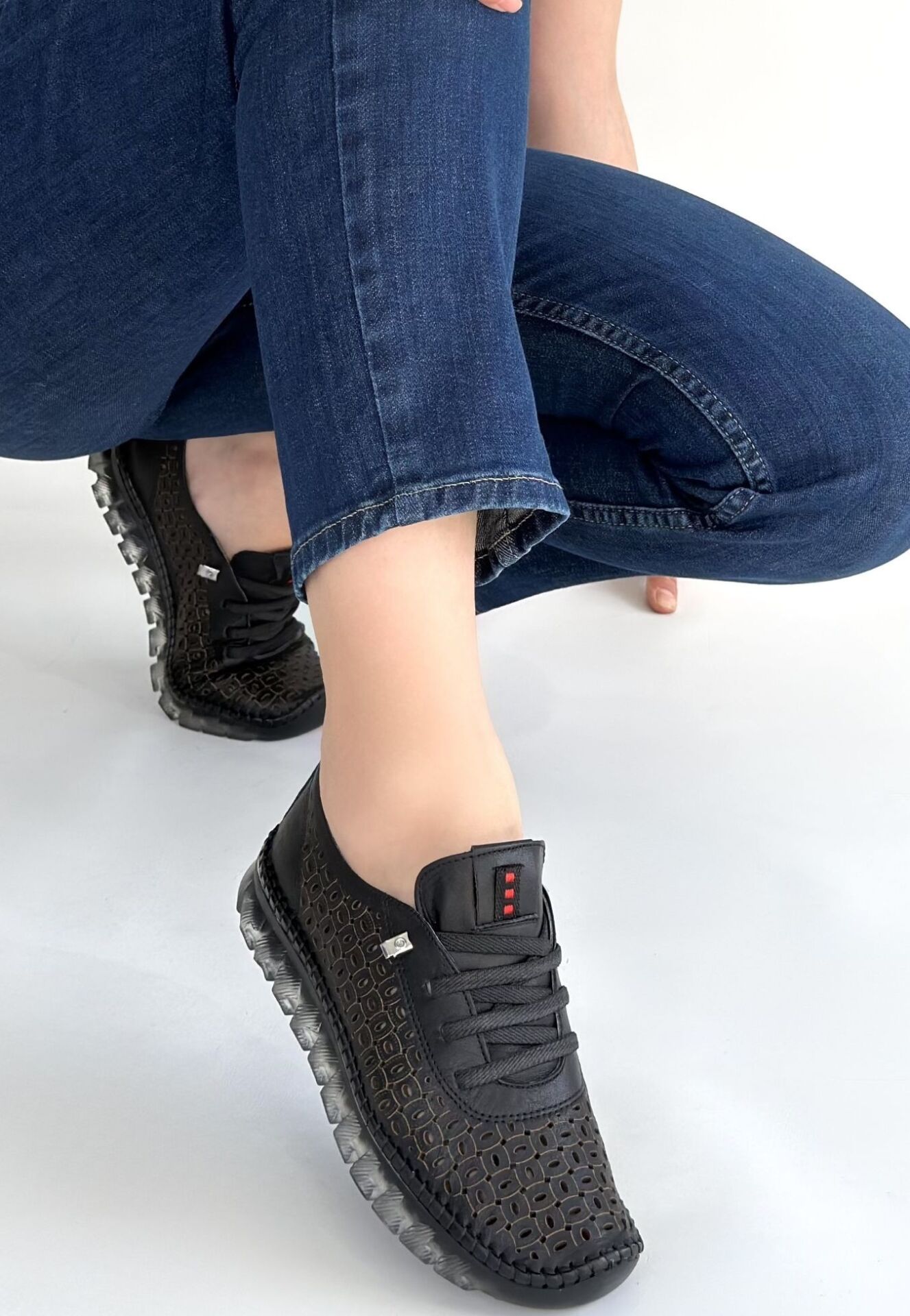 Otja Siyah Deri Lazerli Bağcıklı Spor Ayakkabı