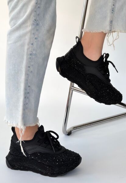 Rimay Siyah Cilt Boncuk İşlemeli Spor Ayakkabı