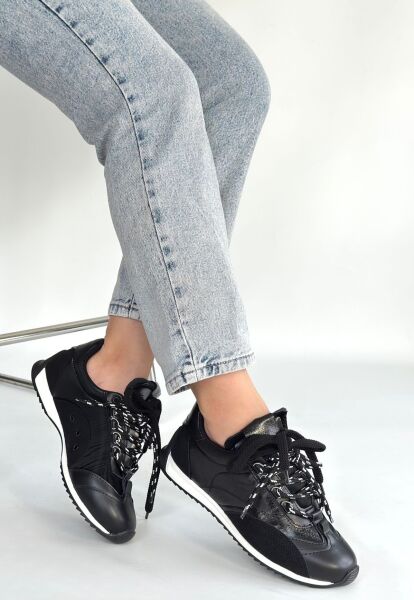 Reat Siyah Cilt Bağcıklı  Paraşüt Detaylı Spor Ayakkabı