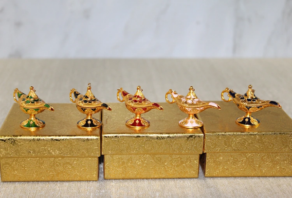 Mineli Metal Alaaddin Lambası Model 6