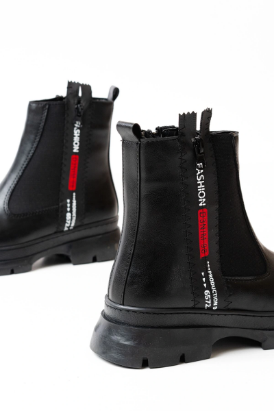 ASM-086 Siyah Fashion Aksesuarlı Fermuarlı Günlük Kadın Bot