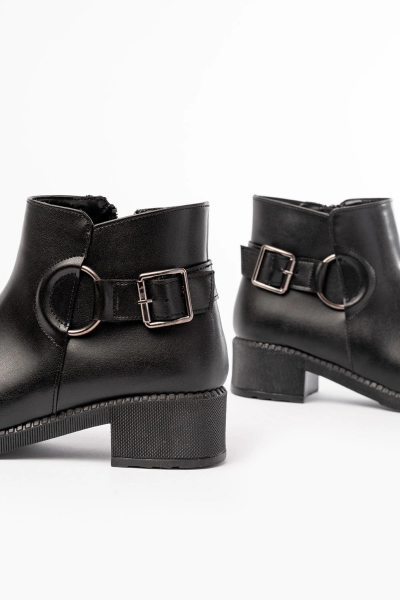 270-3030 Siyah Toka Aksesuarlı Fermuarlı Günlük Kadın Bot