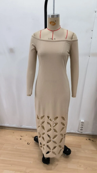 Kadın Madonna Yaka Uzun Kollu Lazer çiçek Kesim Detaylı Uzun Ithal Krep Elbise