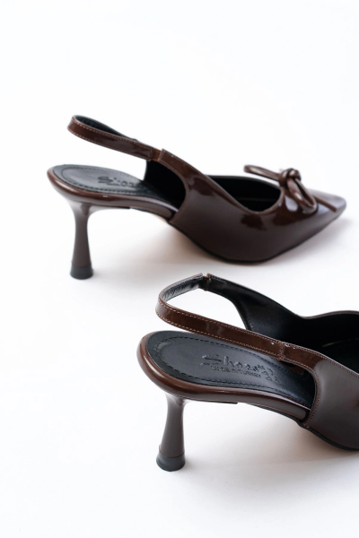 İNF-4500 Kahve Rugan Günlük Arkası Açık Fiyonklu Topuklu Bayan Ayakkabı