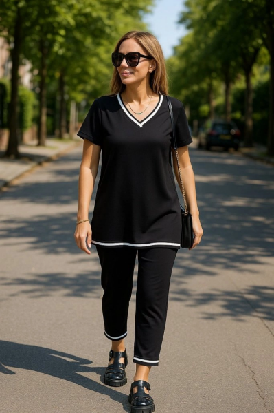 Kadın Kısa Kollu V Yakalı Iki Iplik Bluz Ve Pantolon Ikili Takım