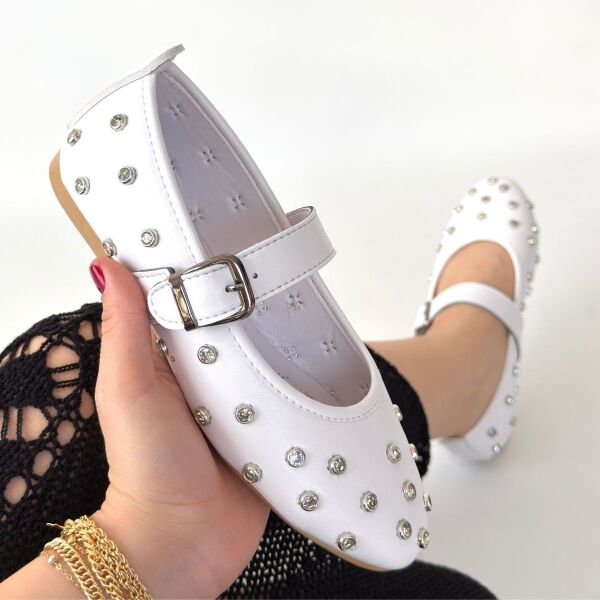 Ritta Beyaz Cilt Kemerli Babet Ayakkabı