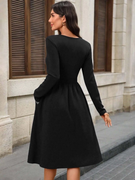 Kadın Uzun Kollu V Yakalı Cepli Midi Ithal Krep Elbise