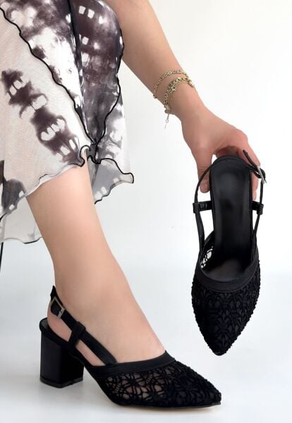 Poje Siyah Saten Tül Detaylı Topuklu Ayakkabı