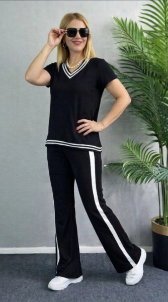 Kadın Kısa Kollu V Yakalı Viskon Iki Iplik Bluz Ve Pantolon Ikili Takım