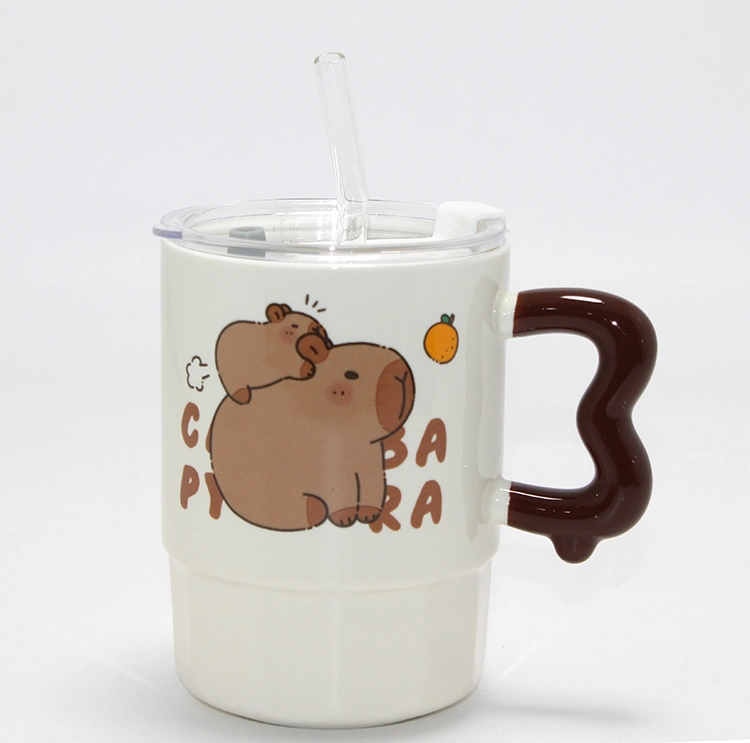 Sevimli Capybara Figürlü Kapaklı Porselen Kupa Bardak