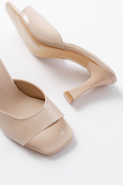 S-617 Bej Rugan Günlük Topuklu Kadın Terlik