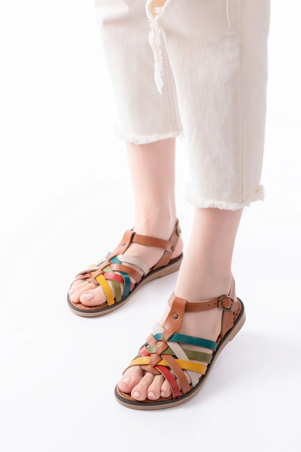205-208 Multi Hakiki Deri Ortopedik Taban Kadın Sandalet