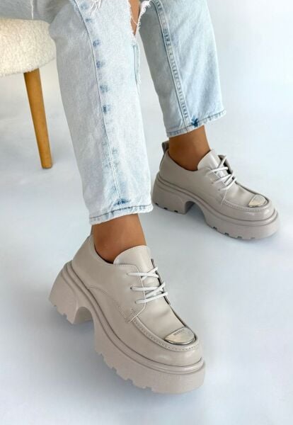 Kiya Bej Rugan Dolgu Topuk Oxford Ayakkabı