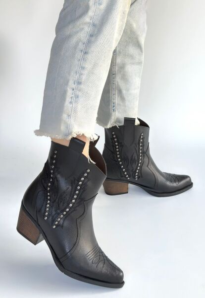 Matin Siyah Cilt Topuklu Bot