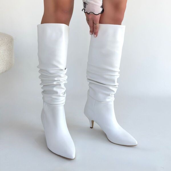 Zelya Beyaz Cilt Topuklu Çizme