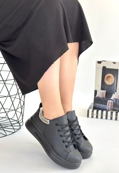 Sofio Siyah Cilt Bağcıklı Spor Ayakkabı