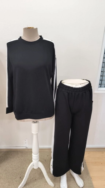 Kadın Uzun Kollu Bisiklet Yakalı Düğmeli Viskon Iki Iplik Bluz Ve Pantolon Ikili Takım