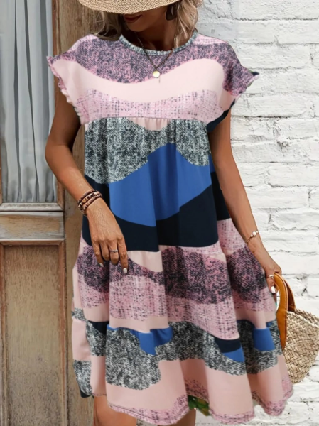 Kadın Kısa Kollu Bisiklet Yaka Kare Desenli Dalgıç Elbise