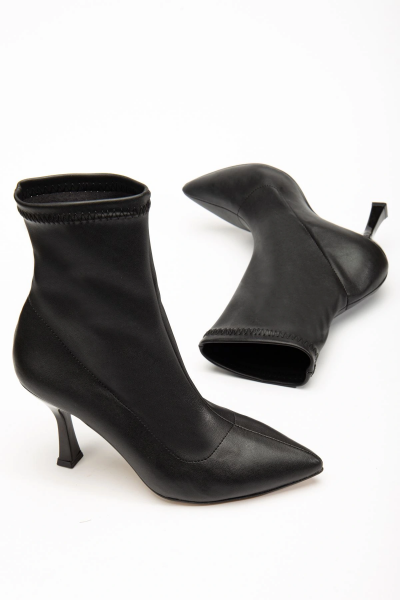 VRT-023 Siyah Yüksek İnce Topuklu Streç Kadın Bot