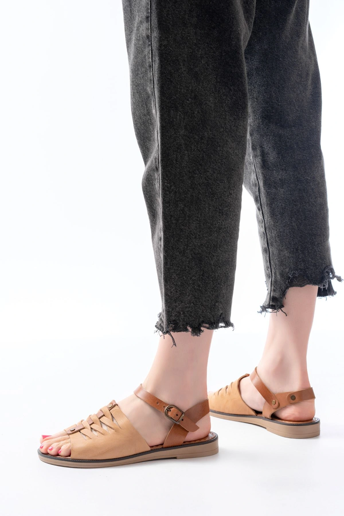 205-02 K. Kahve Ortopedik Hakiki Deri Kadın Sandalet